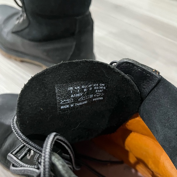 Timberland women lace-up waterproof boots - Picture 3 of 4